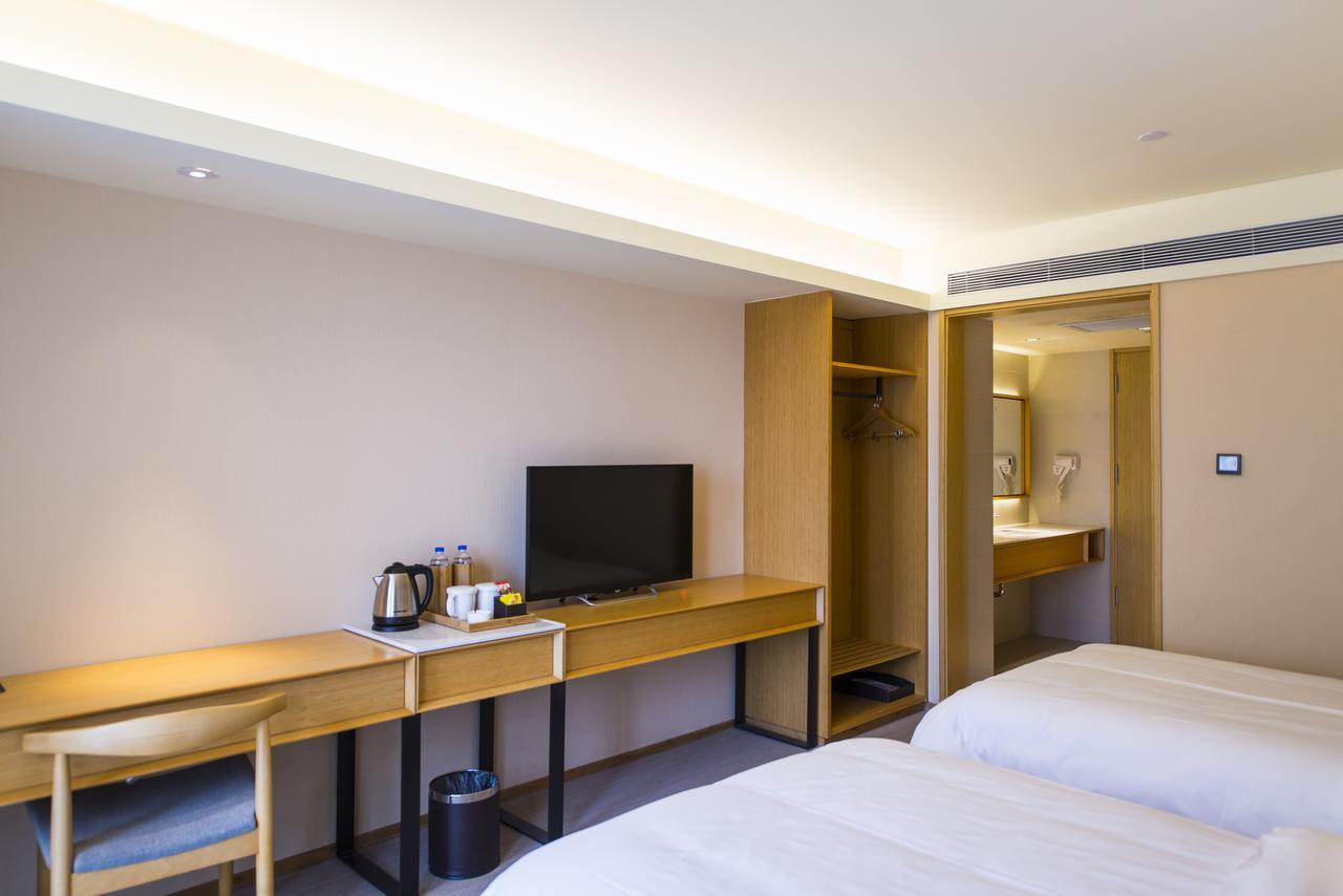 Ji Hotel Shanghai Hongqiao Airport Huqingping Highway Exterior foto